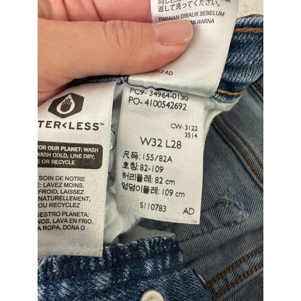 Levi's Wedgie Straight Button Fly Cropped Jeans Maximum Effort Size 32 x 28 C3 - Picture 5 of 7